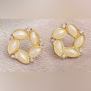 Gold&Cream Stud Earrings